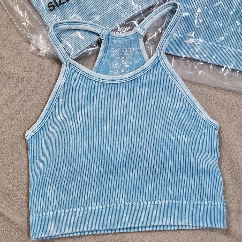 NWOT Zenana Ribbed Racerback Crop Top